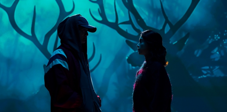 <font size="2">청소년극<br><font size="5">노란 달<br>YELLOW MOON</font>