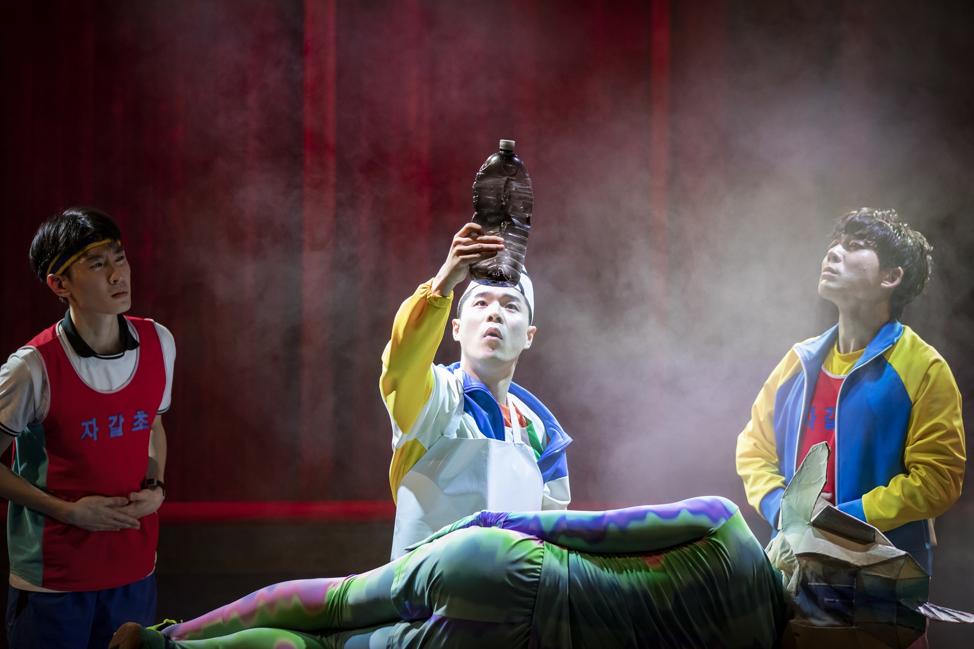 지난 11월, 국립극단 회의실 2에서 2022 <발가락 육상천재> 김연주 작가와 함께 이야기를 나누었다.